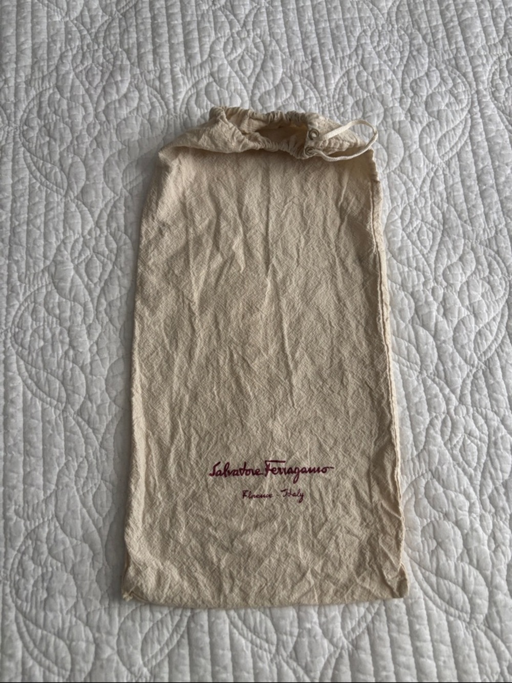Salvatore Ferragamo Cream Drawstring Logo Dust Bag with Burgundy Print Italy